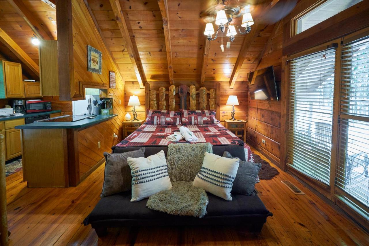 Gatlinburg Area Hottub Cabin - Ladyslipper Сев'єрвілл Екстер'єр фото